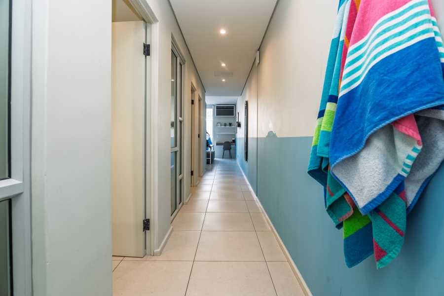 2 Bedroom Property for Sale in Cape Town City Centre Western Cape